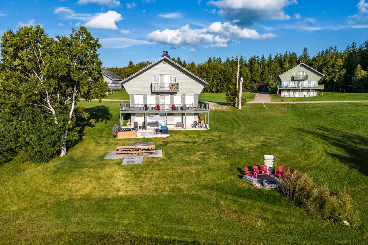 Montfjord - Chalets, Vue Spectaculaire Et Spa. Chantafjord #4 Sacre-Coeur Экстерьер фото