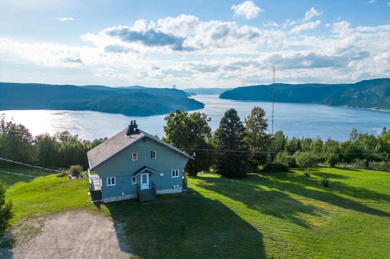 Montfjord - Chalets, Vue Spectaculaire Et Spa. Chantafjord #4 Sacre-Coeur Экстерьер фото
