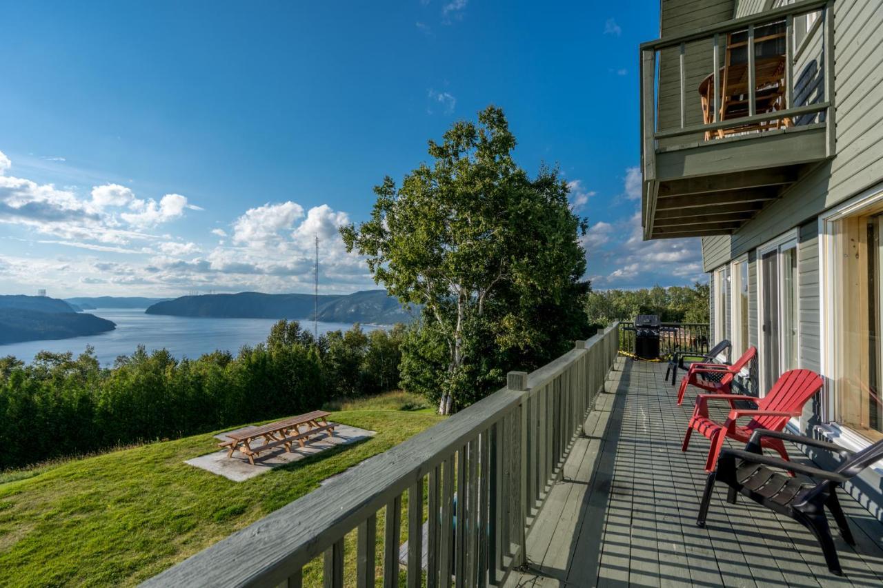 Montfjord - Chalets, Vue Spectaculaire Et Spa. Chantafjord #4 Sacre-Coeur Экстерьер фото