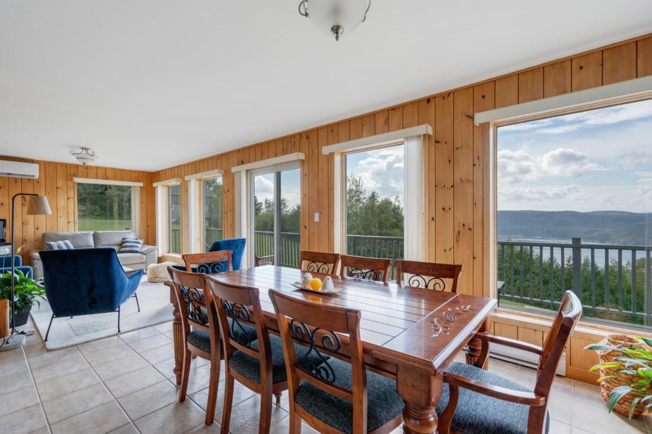 Montfjord - Chalets, Vue Spectaculaire Et Spa. Chantafjord #4 Sacre-Coeur Экстерьер фото